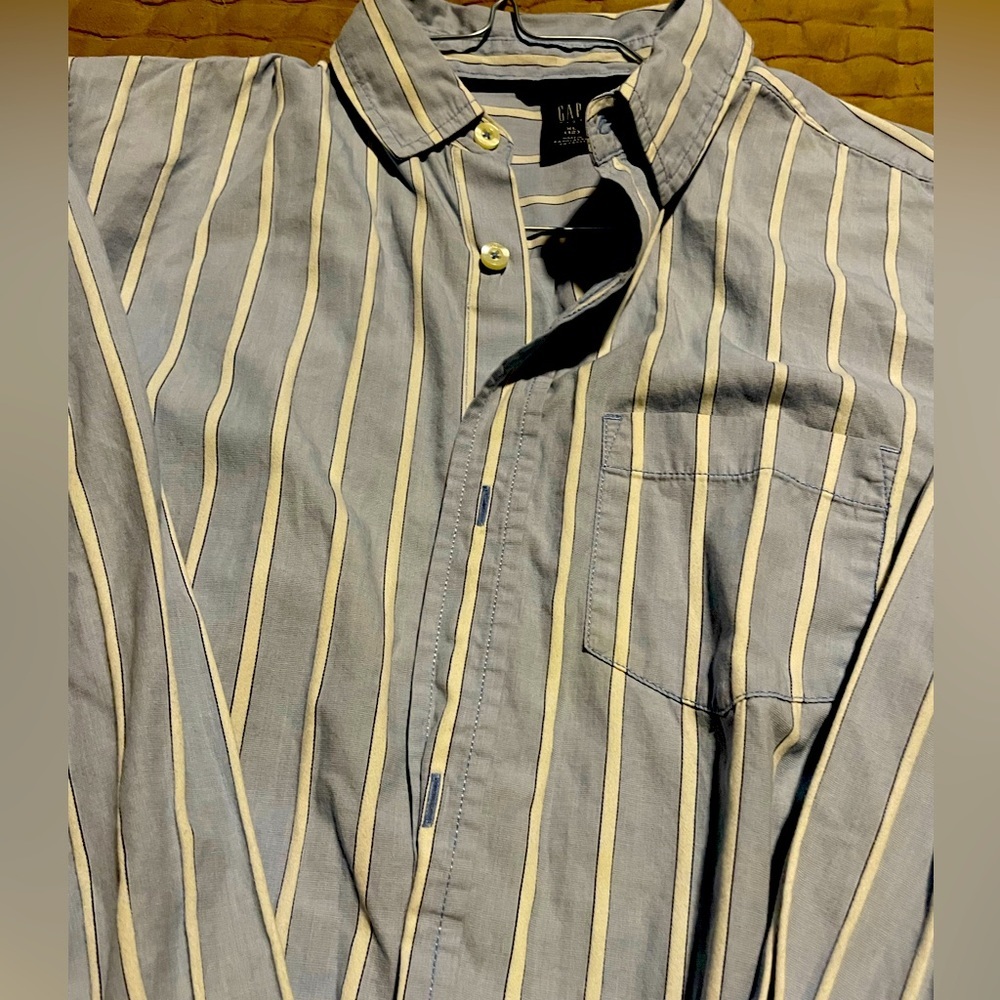Boys gap extra large size 12, long sleeve, button-down collared shirt